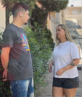 N2129011_Ela inventou uma história para amiga se afastar do namorado_part2