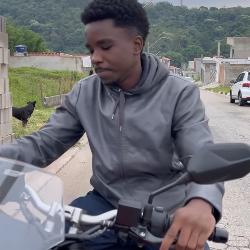 N2520013_Homem trocou sua moto por um celular falso_part2