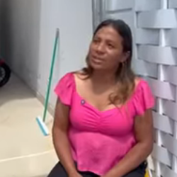 N2525009_Sua mãe dava a comida dela para outra pessoa_part2.