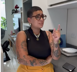 N2525017_Essa mulher era gentil com seus vizinhos mas eles acreditavam que era por interesse e isso aconteceu_part2